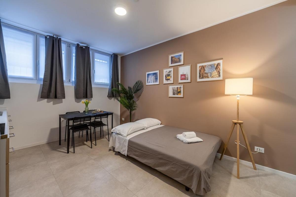 Appartamento Authentic Private Flat 2 Min From Navigli Milano Esterno foto