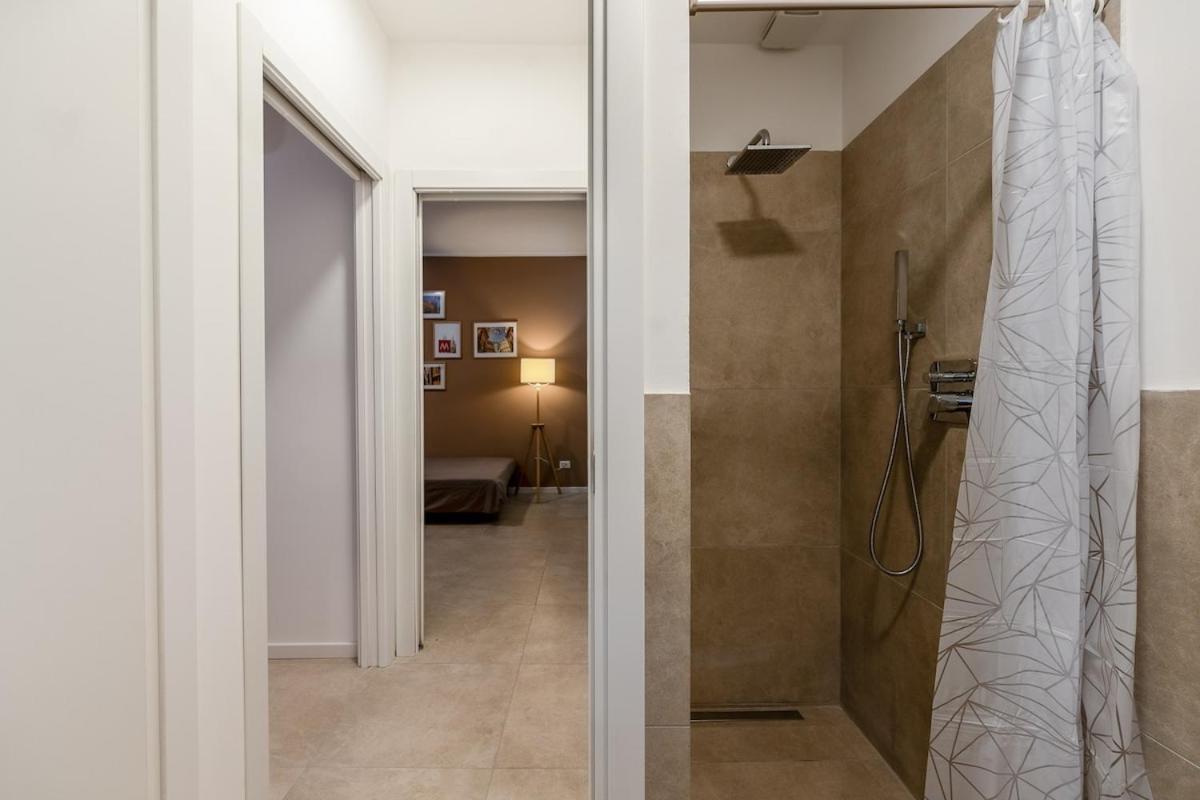 Appartamento Authentic Private Flat 2 Min From Navigli Milano Esterno foto