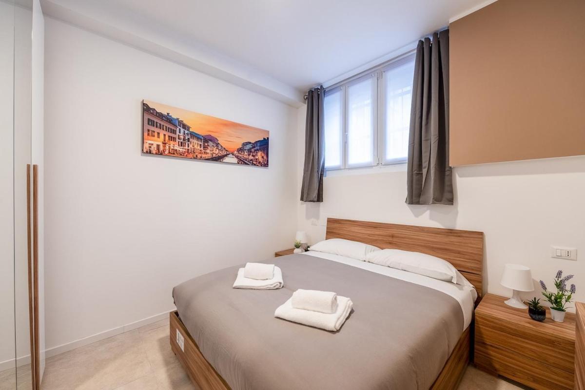 Appartamento Authentic Private Flat 2 Min From Navigli Milano Esterno foto