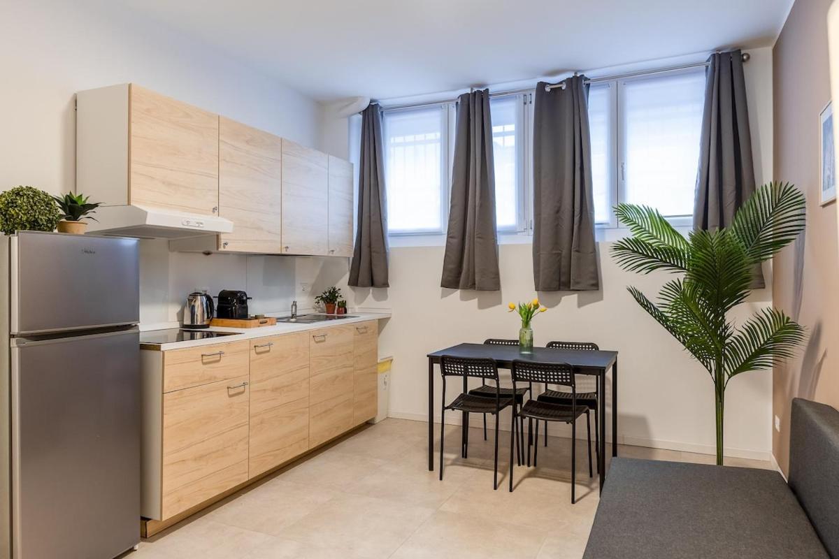 Appartamento Authentic Private Flat 2 Min From Navigli Milano Esterno foto