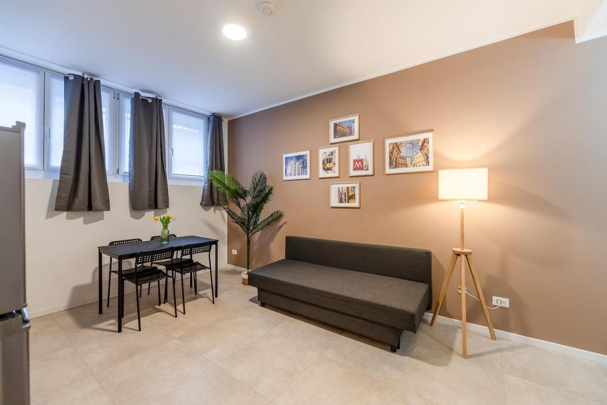 Appartamento Authentic Private Flat 2 Min From Navigli Milano Esterno foto